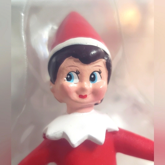 Dunkin Donuts Elf on Shelf Girl Ornament Snowglobe Christmas 2023 - Picture 1 of 8